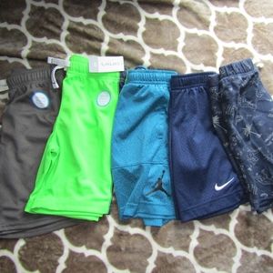 Boys size 5 shorts